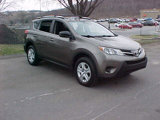 Used 2015 Toyota RAV4 LE image 2