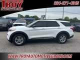 Used 2023 Ford Explorer XLT image 2
