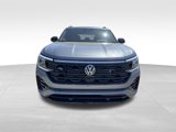 Used 2025 Volkswagen Atlas Cross Sport SEL R-Line image 3