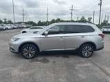 Used 2020 Mitsubishi Outlander SE image 6