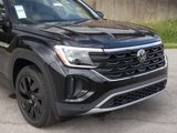 New 2025 Volkswagen Atlas Cross Sport SE image 3