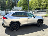 Used 2022 Toyota RAV4 SE image 4