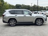 New 2025 Lexus LX 600 4WD w/ Luxury Package image 4