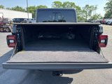 Used 2024 Jeep Gladiator Rubicon w/ Technology Group image 5