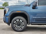 New 2025 GMC Sierra 2500 Denali Ultimate image 5