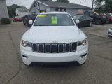 Used 2020 Jeep Grand Cherokee Laredo image 3