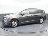 Used 2022 Chrysler Pacifica Touring-L image 2