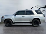 Used 2018 Toyota 4Runner 4WD image 2