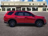 Used 2025 Honda Pilot TrailSport image 2