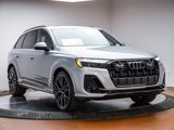 New 2025 Audi Q7 3.0T Prestige image 3
