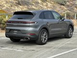 Used 2024 Porsche Cayenne image 2
