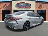 Used 2021 Toyota Camry SE image 3