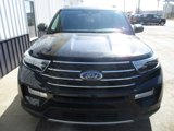Used 2023 Ford Explorer XLT w/ Equipment Group 202A image 3