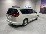 Used 2017 Chrysler Pacifica LX image 5