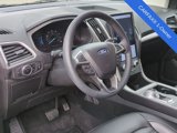 Used 2024 Ford Edge SEL w/ Convenience Package image 2