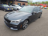 Used 2018 BMW 750i image 2