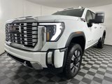 New 2025 GMC Sierra 2500 Denali w/ Denali Reserve Package image 3