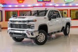 Used 2024 Chevrolet Silverado 2500 LT image 2