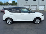 Used 2024 Kia Soul S image 2