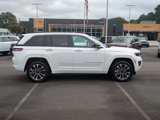 New 2025 Jeep Grand Cherokee Overland image 4