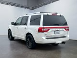 Used 2017 Lincoln Navigator Select image 6