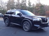 New 2025 Nissan Pathfinder SL w/ SL Premium Package image 2