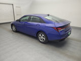 Used 2022 Hyundai Elantra SE image 3