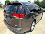 Used 2017 Chrysler Pacifica Touring-L Plus w/ Tire & Wheel Group image 5