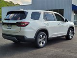 New 2025 Honda Pilot EX-L image 3