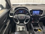 Used 2024 GMC Terrain SLT image 4