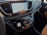 New 2025 Chrysler Pacifica Pinnacle image 5