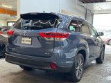 Used 2017 Toyota Highlander XLE image 6