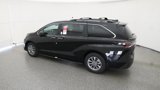 New 2025 Toyota Sienna XLE image 4