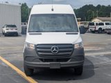 Used 2024 Mercedes-Benz Sprinter 2500 image 3