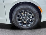 New 2025 Chrysler Pacifica Select image 6