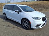 New 2025 Chrysler Pacifica Pinnacle image 4