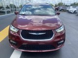 Used 2021 Chrysler Pacifica Touring-L image 3