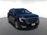 Used 2024 GMC Terrain SLT image 2