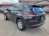 Used 2022 Jeep Grand Cherokee Laredo image 5