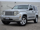 Used 2009 Jeep Liberty Sport image 2