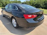 Used 2017 Chevrolet Malibu LT image 3