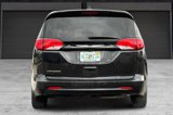 Used 2022 Chrysler Voyager LX image 5