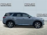 New 2025 Nissan Pathfinder Platinum image 4