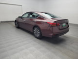 Used 2023 Nissan Altima 2.5 SV image 5