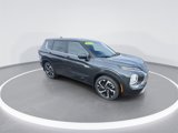 New 2025 Mitsubishi Outlander SE image 2