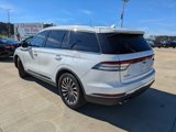 Used 2020 Lincoln Aviator Reserve image 6