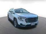 Used 2024 GMC Terrain SLT image 2