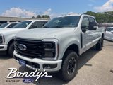 New 2025 Ford F250 4x4 Crew Cab Super Duty image 2