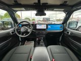 Used 2024 Jeep Wrangler Unlimited image 2
