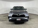 Used 2024 Toyota Highlander LE image 2
